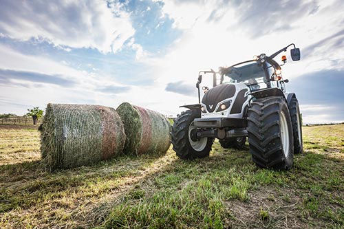 utilaje-valtra