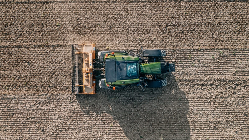 tractor-agricol-valtra
