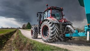 tractor-valtra-seria-t-cu-remorca-800-450